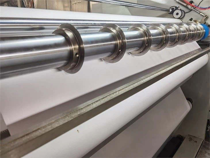adhesive label slitter